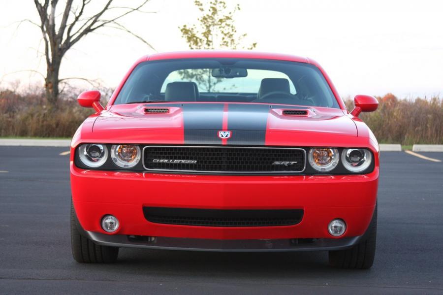  Dodge Challenger SRT8 2008 года  (фото 305 из 356)